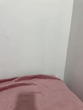 Snapshot of YourSlutBoySl chatting on December 17, 2025, 11:05 am YourSlutBoySl online show from December 17, 2025, 11:05 am