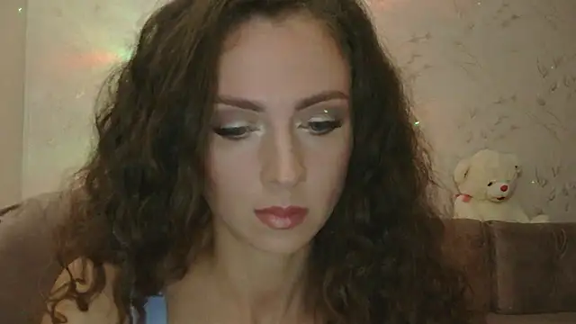 Amber Carrol online show from November 23, 2025, 5:24 pm