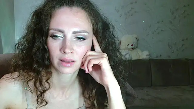 Snapshot of Amber_Carrol chatting on June 4, 2026, 8:15 pm Amber Carrol online show from June 4, 2026, 8:15 pm