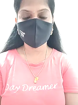 Snapshot of shivani27 chatting on September 17, 2025, 3:30 am shivani27 online show from September 17, 2025, 3:30 am