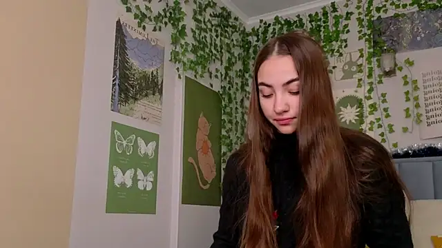 Ashley Pierce online show from December 16, 2025, 4:17 am