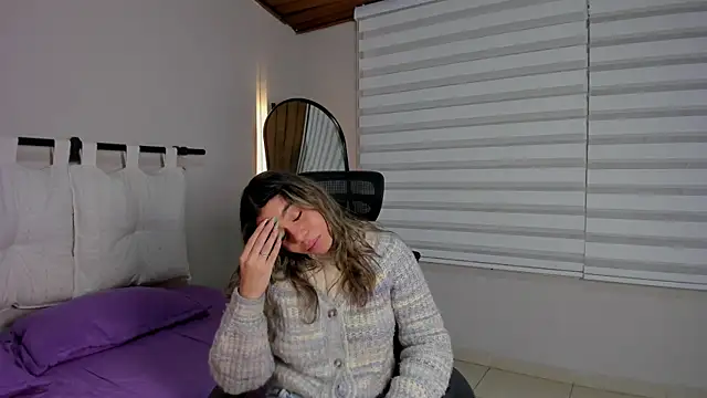 Rachell criss online show from December 5, 2025, 3:48 am