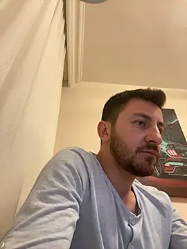 Snapshot of emredenizz07 chatting on December 3, 2025, 11:14 pm emredenizz07 online show from December 3, 2025, 11:14 pm