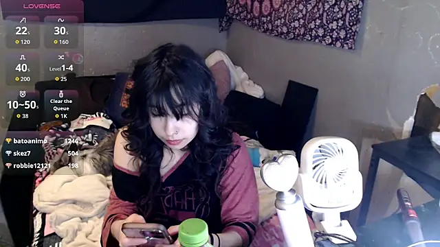 Snapshot of London_Ray chatting on February 12, 2026, 4:40 am London Ray online show from February 12, 2026, 4:40 am