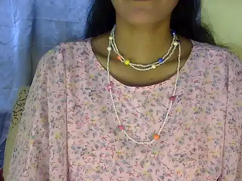 zara Khan0 online show from September 11, 2025, 2:28 pm