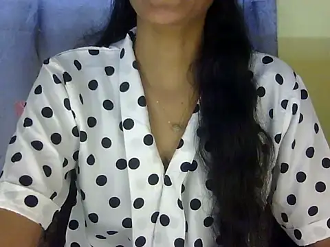 zara Khan0 online show from September 21, 2025, 3:02 pm