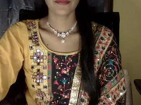 zara Khan0 online show from November 25, 2025, 2:28 pm