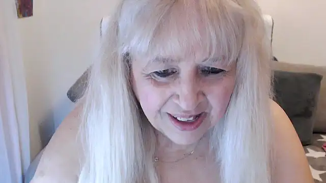 Snapshot of SusiLifeXXX chatting on September 10, 2025, 7:25 pm SusiLifeXXX online show from September 10, 2025, 7:25 pm