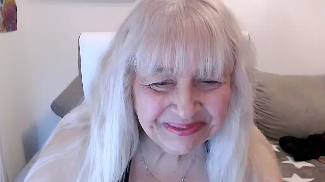 Snapshot of SusiLifeXXX chatting on September 18, 2025, 7:27 pm SusiLifeXXX online show from September 18, 2025, 7:27 pm