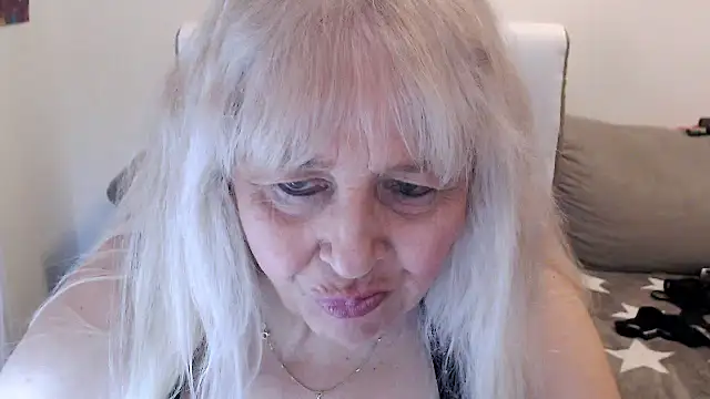 Snapshot of SusiLifeXXX chatting on September 20, 2025, 7:15 pm SusiLifeXXX online show from September 20, 2025, 7:15 pm