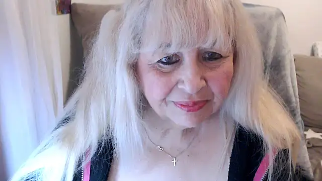 Snapshot of SusiLifeXXX chatting on November 4, 2025, 9:14 pm SusiLifeXXX online show from November 4, 2025, 9:14 pm