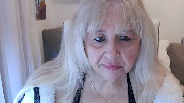 Snapshot of SusiLifeXXX chatting on November 12, 2025, 8:08 pm SusiLifeXXX online show from November 12, 2025, 8:08 pm