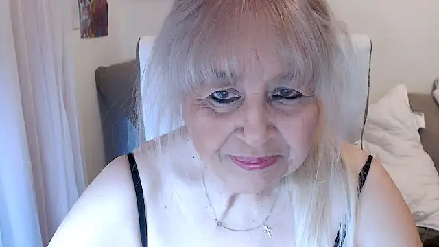 Snapshot of SusiLifeXXX chatting on November 23, 2025, 7:35 pm SusiLifeXXX online show from November 23, 2025, 7:35 pm