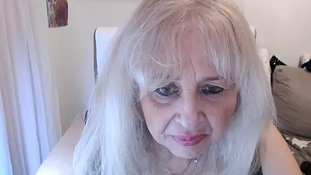 Snapshot of SusiLifeXXX chatting on December 13, 2025, 8:14 pm SusiLifeXXX online show from December 13, 2025, 8:14 pm