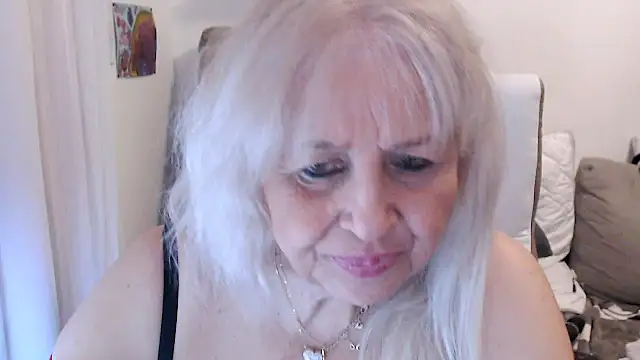 Snapshot of SusiLifeXXX chatting on December 20, 2025, 8:27 pm SusiLifeXXX online show from December 20, 2025, 8:27 pm