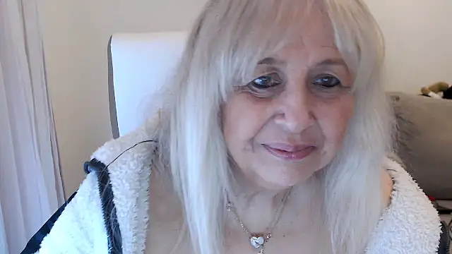 SusiLifeXXX online show from January 6, 2026, 8:56 pm