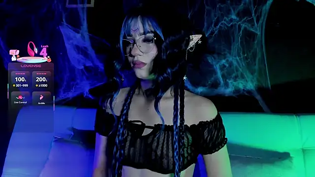 Snapshot of madiixwatson chatting on October 22, 2025, 10:48 am madiixwatson online show from October 22, 2025, 10:48 am