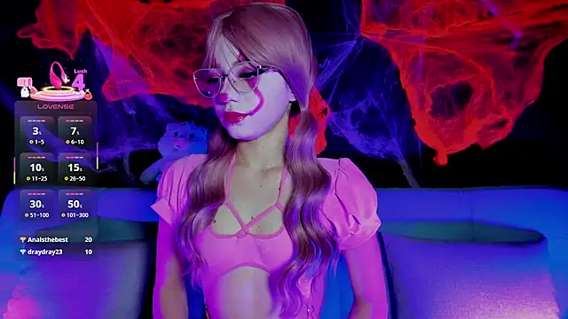 Snapshot of madiixwatson chatting on October 24, 2025, 10:44 am madiixwatson online show from October 24, 2025, 10:44 am