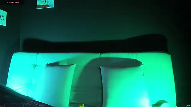 Snapshot of madiixwatson chatting on January 15, 2026, 10:57 pm madiixwatson online show from January 15, 2026, 10:57 pm