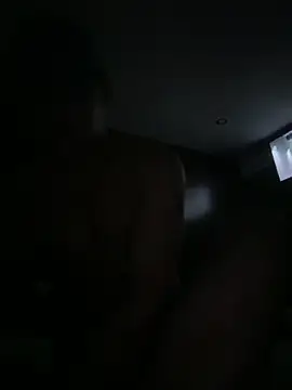 Mlkrrp online show from December 19, 2025, 12:50 am