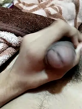 saneer69tew online show from October 9, 2025, 9:57 pm