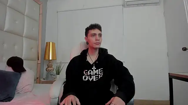 dark sun302 online show from November 7, 2025, 9:59 pm