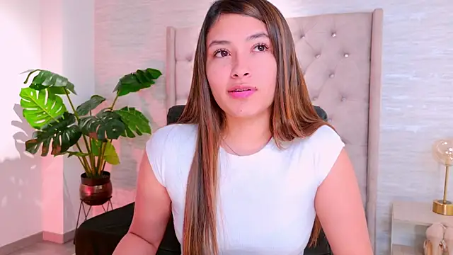Snapshot of Abrill_cute chatting on September 20, 2025, 9:38 pm Abrill cute online show from September 20, 2025, 9:38 pm