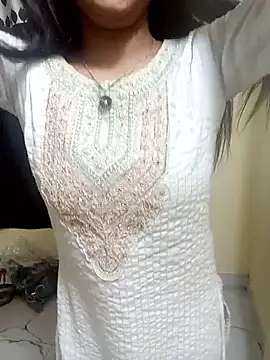 Snapshot of Raj-kumari chatting on February 19, 2026, 6:04 pm Raj-kumari online show from February 19, 2026, 6:04 pm