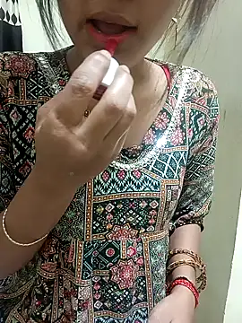 Snapshot of Raj-kumari chatting on February 23, 2026, 5:43 pm Raj-kumari online show from February 23, 2026, 5:43 pm