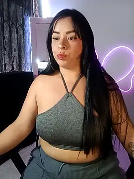 Snapshot of Danniela20 chatting on September 21, 2025, 7:04 pm Danniela20 online show from September 21, 2025, 7:04 pm