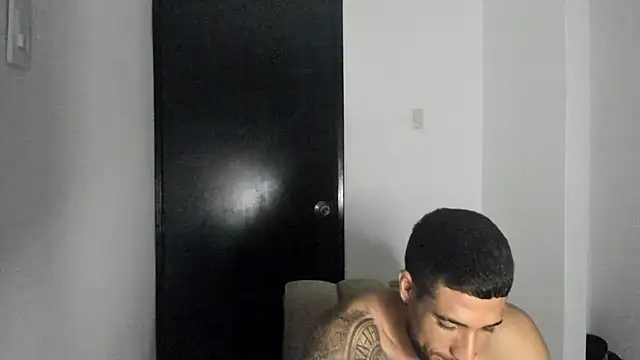 Snapshot of ThiagoLugo chatting on May 5, 2026, 4:31 am ThiagoLugo online show from May 5, 2026, 4:31 am