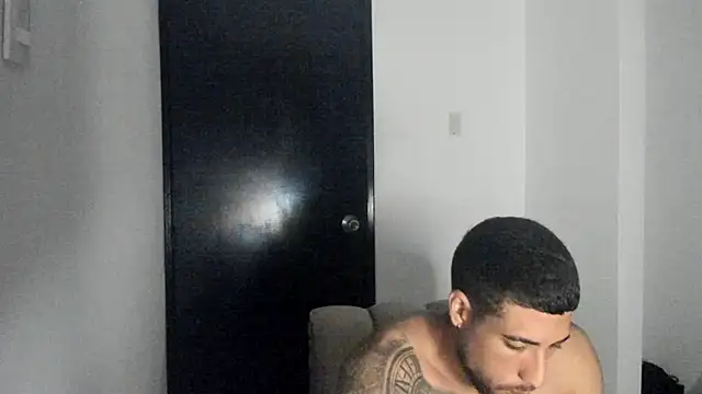 Snapshot of ThiagoLugo chatting on May 7, 2026, 6:52 am ThiagoLugo online show from May 7, 2026, 6:52 am