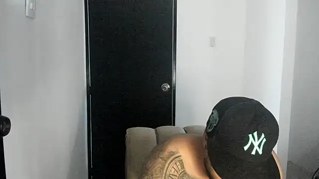 Snapshot of ThiagoLugo chatting on May 28, 2026, 4:15 pm ThiagoLugo online show from May 28, 2026, 4:15 pm