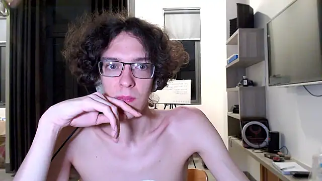 Snapshot of LovesomeCookie chatting on March 10, 2026, 5:40 pm LovesomeCookie online show from March 10, 2026, 5:40 pm