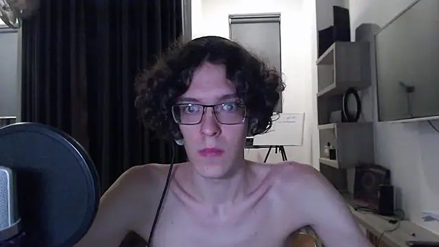 Snapshot of LovesomeCookie chatting on March 14, 2026, 4:56 pm LovesomeCookie online show from March 14, 2026, 4:56 pm