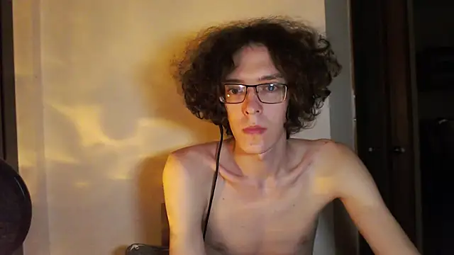 LovesomeCookie online show from April 26, 2026, 7:11 pm