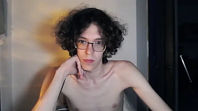 LovesomeCookie online show from April 29, 2026, 5:41 pm