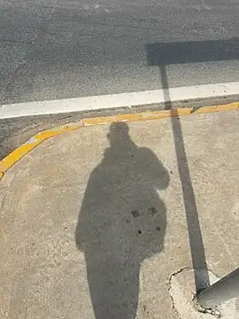 Snapshot of Mrdim26 chatting on March 6, 2026, 10:23 am Mrdim26 online show from March 6, 2026, 10:23 am