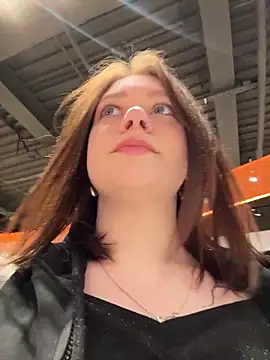 Snapshot of lucy-joy chatting on March 3, 2026, 11:27 am lucy-joy online show from March 3, 2026, 11:27 am