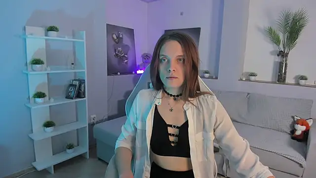 AlicePill online show from December 1, 2025, 2:38 am