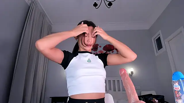 xxxenony    online show from October 16, 2025, 1:17 am