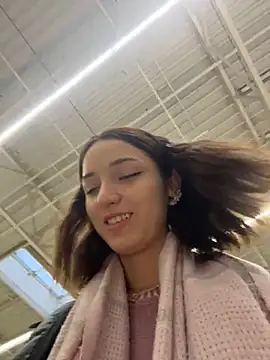 Snapshot of DollyTall chatting on January 8, 2026, 8:38 am DollyTall online show from January 8, 2026, 8:38 am