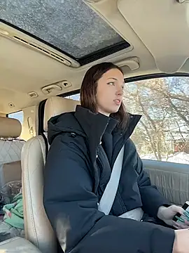 Snapshot of DollyTall chatting on January 15, 2026, 9:14 am DollyTall online show from January 15, 2026, 9:14 am