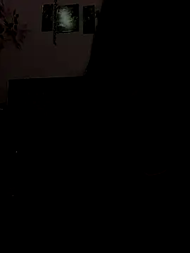 Snapshot of Yourhotsweetgirl chatting on December 18, 2025, 3:45 am Yourhotsweetgirl online show from December 18, 2025, 3:45 am