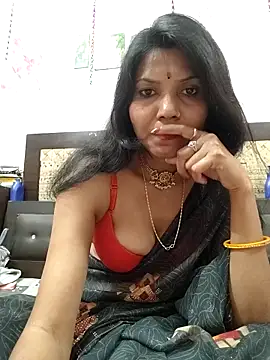 Snapshot of Yourhotsweetgirl chatting on December 18, 2025, 4:57 pm Yourhotsweetgirl online show from December 18, 2025, 4:57 pm