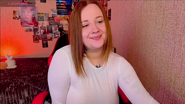 NaomiRey1 online show from March 29, 2026, 9:53 am