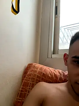 Snapshot of Romanalegre chatting on October 2, 2025, 11:28 am Romanalegre online show from October 2, 2025, 11:28 am