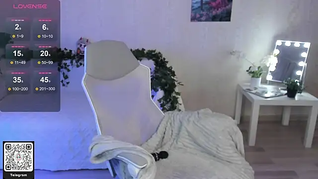 ArleneThomas online show from November 16, 2025, 1:39 pm