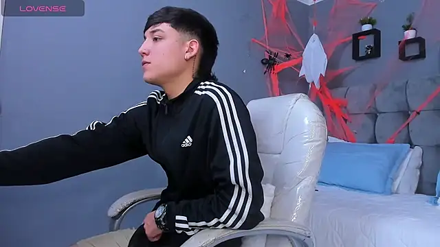 Ares di martin online show from November 4, 2025, 4:00 am