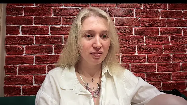 Snapshot of CitrusBlissss chatting on October 28, 2025, 12:09 pm CitrusBlissss online show from October 28, 2025, 12:09 pm